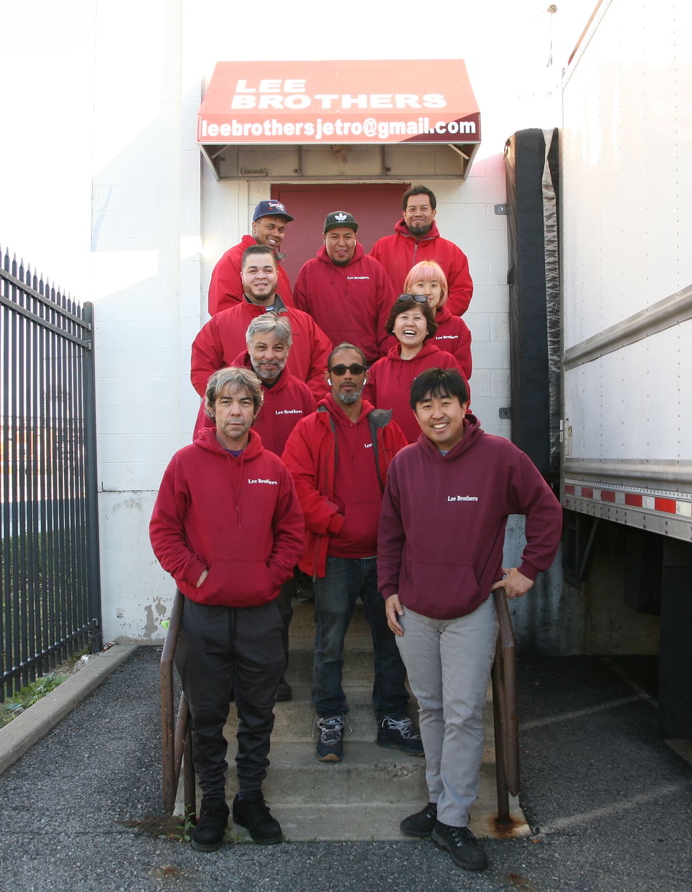 lee brothers group picture